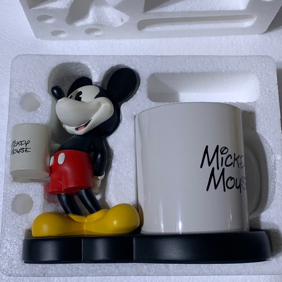 Disney Mickey Mouse coaster with Mug - Picture 2 of 8